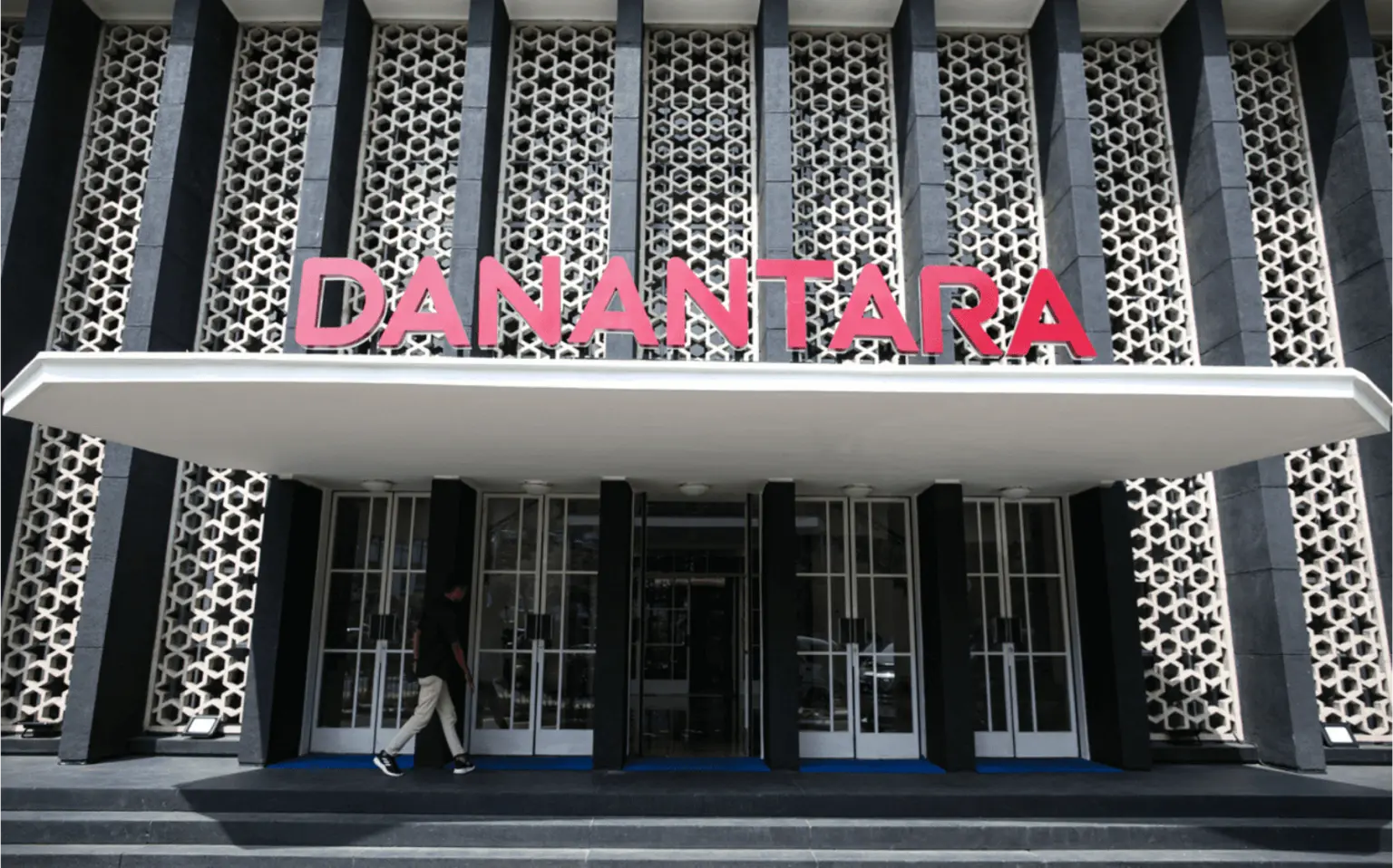 danantara-1-1536x958