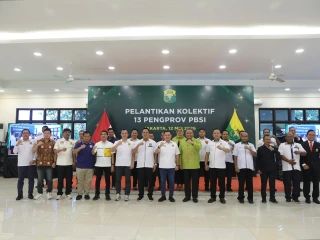 PBSI Lantik 13 Pengprov Baru, Fadil Imran Tekankan Pembinaan Daerah Jadi Kunci Prestasi Nasional