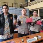 Polisi Ringkus Komplotan Jambret Kalung Emas di Tamansari