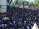 Bandung Lautan Biru! Warga Sambut Antusias Pesta Hatrick Juara Persib