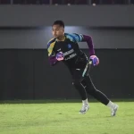 Persebaya Hajar PSBS 4-0, Dimas Galih Tegaskan Tim Sudah Berjuang Maksimal di Tengah Degradasi