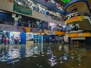 small_antarafoto_banjir_rendam_pasar_cipulir_1772947736_b2cfd0f97b