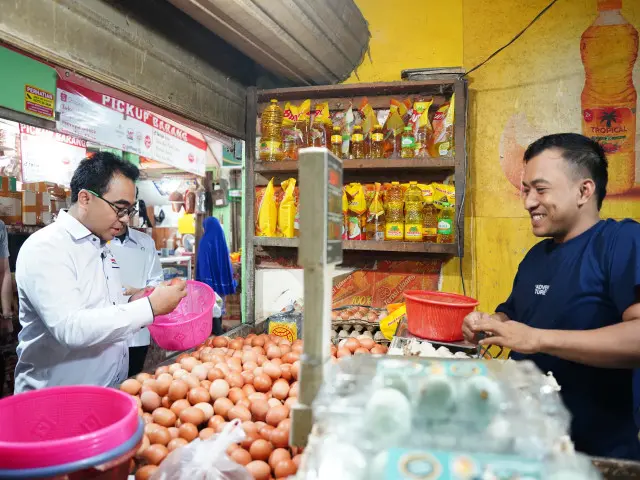 Anggota Ombudsman RI, Abdul Ghoffar pada Jumat (8/5/2026) dalam inspeksi mendadak (sidak) di tiga pasar wilayah Jakarta