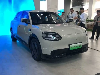 xV03rOFhZC