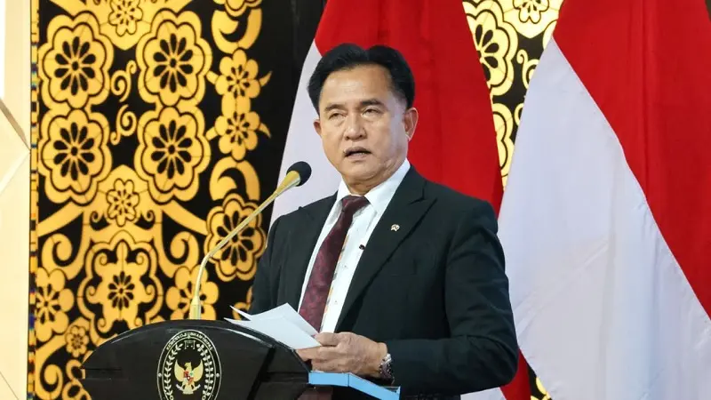 Menteri Koordinator Bidang Hukum, Hak Asasi Manusia, Imigrasi, dan Pemasyarakatan (Menko Kumham Imipas), Yusril Ihza Mahendra, tamparan di tengah komitmen besar pemerintahan Presiden Prabowo Subianto untuk menciptakan birokrasi yang bersih dan bebas korupsi. (Kemenko Kumham Imipas)