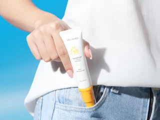 FOTO SUNSCREEN-9 (travel friendly)