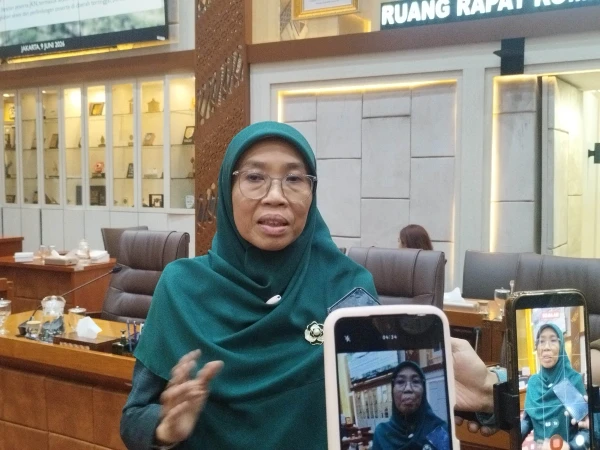 DPR Desak Streamer Hentikan Promosi Vape yang Menyasar Anak dan Remaja