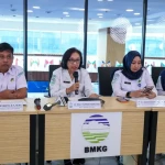 Gempa M6,7 Guncang Sulteng hingga Rusak Bangunan,BMKG: Tidak Berpotensi Tsunami