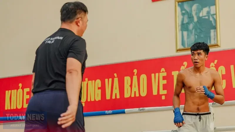 Petinju Indonesia ketika menjalani latihan di Vietnam