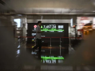 839253097