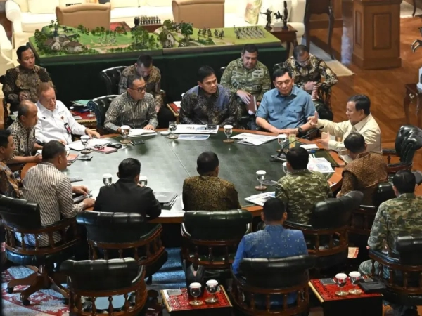 Prabowo Minta Rekrutmen TNI untuk Dayak Pedalaman Dipermudah