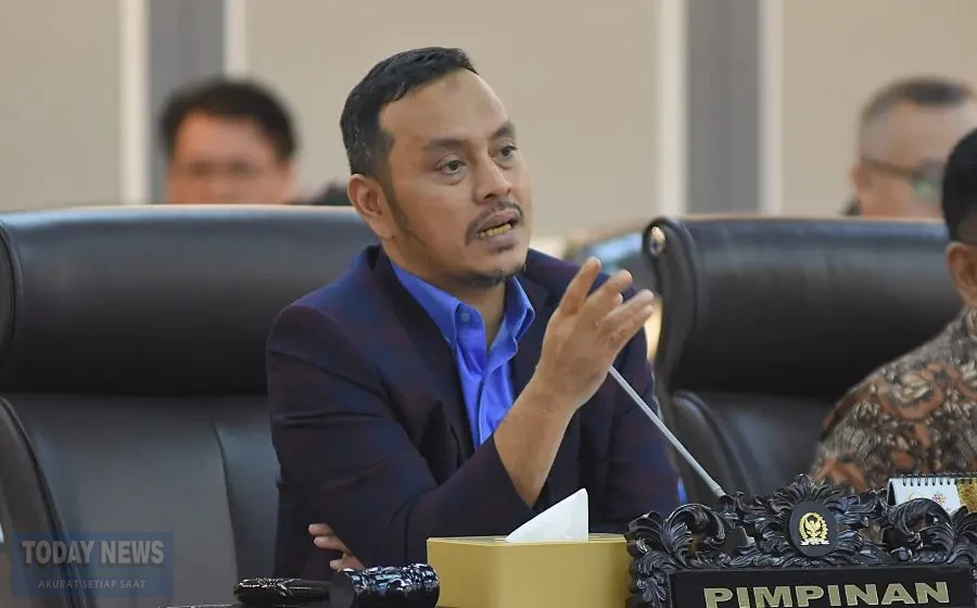 willy aditya baju biru (1)