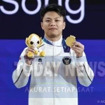 20260926 - NOC - AG26 - NMA - Weightlifting; Men's 75kg - Medal Ceremony - GOLD - Rahmat Erwin Abdullah (INA) - 02