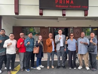 Tim penggugat ketika menghadiri persidangan di Pengadilan Negeri Tangerang.