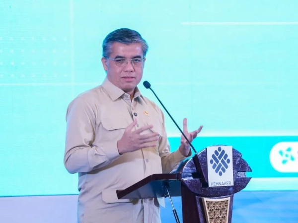 Yassierli: Generasi Muda Tak Cukup Hanya Andalkan Ijazah