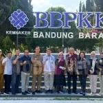 APINDO Gandeng Disnaker dan BBPKK Atasi Masalah Drop Order Pabrik Sepatu di Bandung
