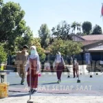 Dampak Erupsi Gunung Anak Krakatau, Sekolah Wajib Terapkan Penggunaan Masker