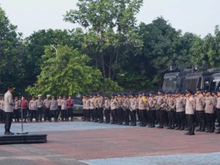 1.597 Petugas Dikerahkan Amankan Mobilitas Suporter Persija-Persib di Bekasi