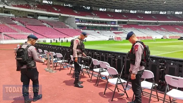 polda-metro-sterilisasi-stadion-gbk-jelang-laga-fifa-asean-cup-2026-1790324659904_169