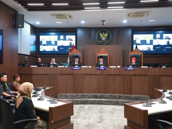 Terbukti Langgar Etik di Sidang DKPP: Jabatan Ketua Bawaslu Labuhanbatu Dicopot, Deputi Bawaslu RI Disanksi