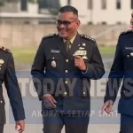 Dari penugasan di berbagai daerah, pengalaman di Papua, hingga edukasi melalui media sosial, perjalanan Edward Sitorus menggambarkan beragam cara seorang prajurit menjalankan perannya. (Foto: dok pribadi)