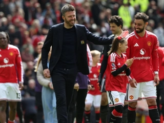 6a7ee3cf694c6-pelatih-manchester-united-asal-inggris-michael-carrick_gemini_1265_711