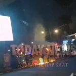 Aksi Demo di Dago Bandung Ricuh! Truk Polisi Diserang Sejumlah Orang Berpakaian Hitam