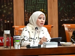 ratih-15